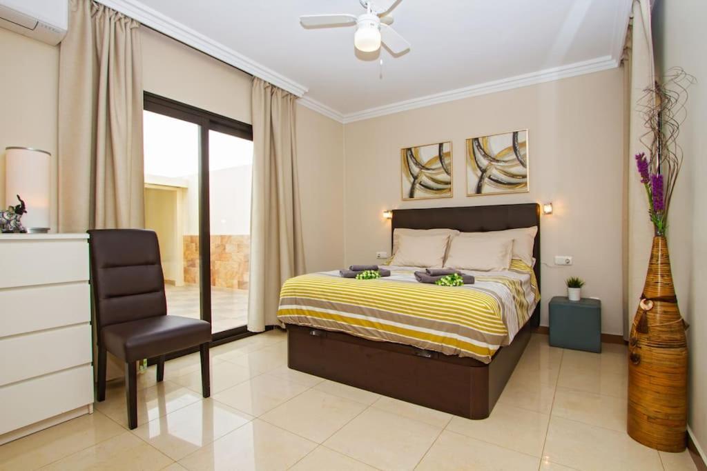 Riviera Park 2B, Central 2 Bed Пуерто-дель-Кармен Екстер'єр фото